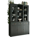 Metallgriffe an dem Sideboard aus Holzwerkstoff und Metall