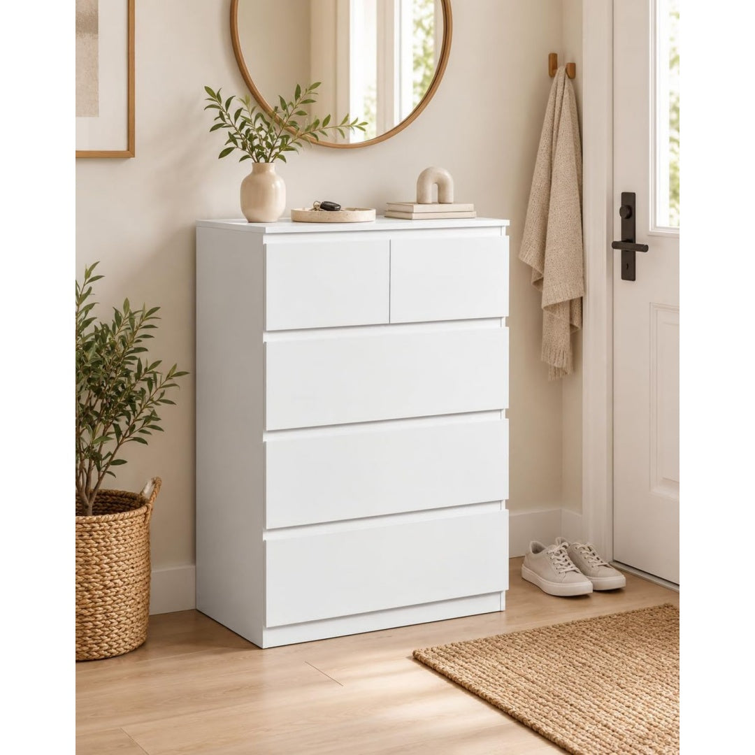 Sideboard mit 5 Schubladen und beschichteten Flaechen